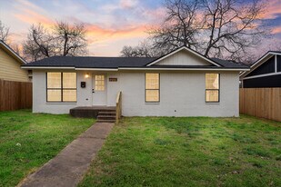 1209 N 6th St in Waco, TX - Building Photo