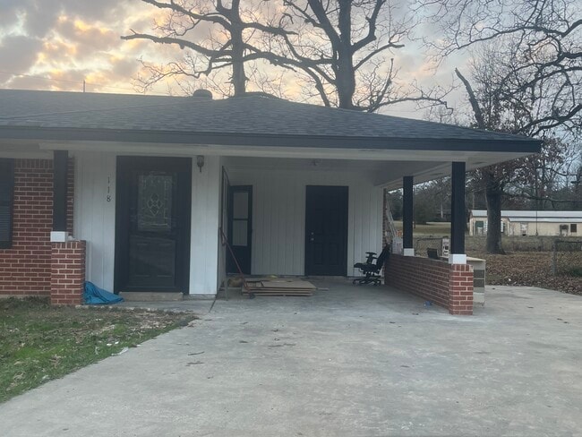 property at 118 Debra Ln