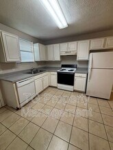 325 5th Ave S in Jacksonville Beach, FL - Building Photo - Building Photo