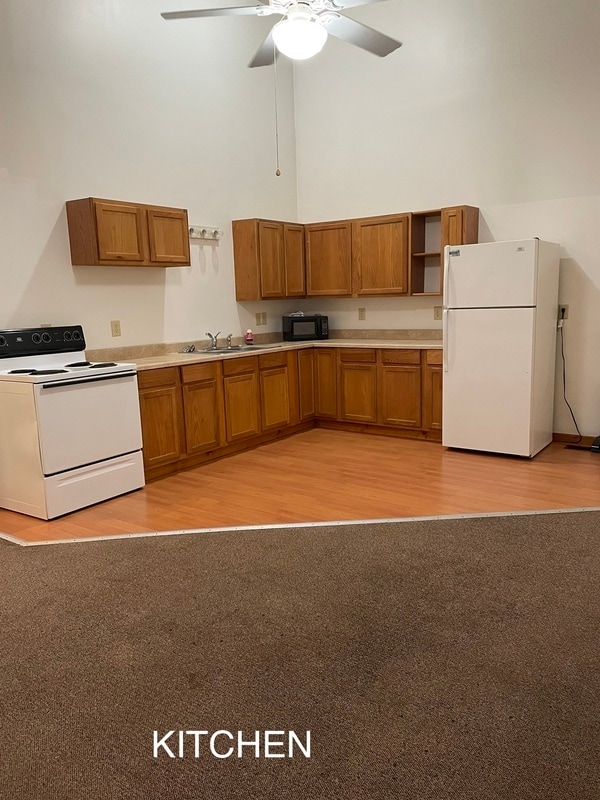 property at 102 N Main St