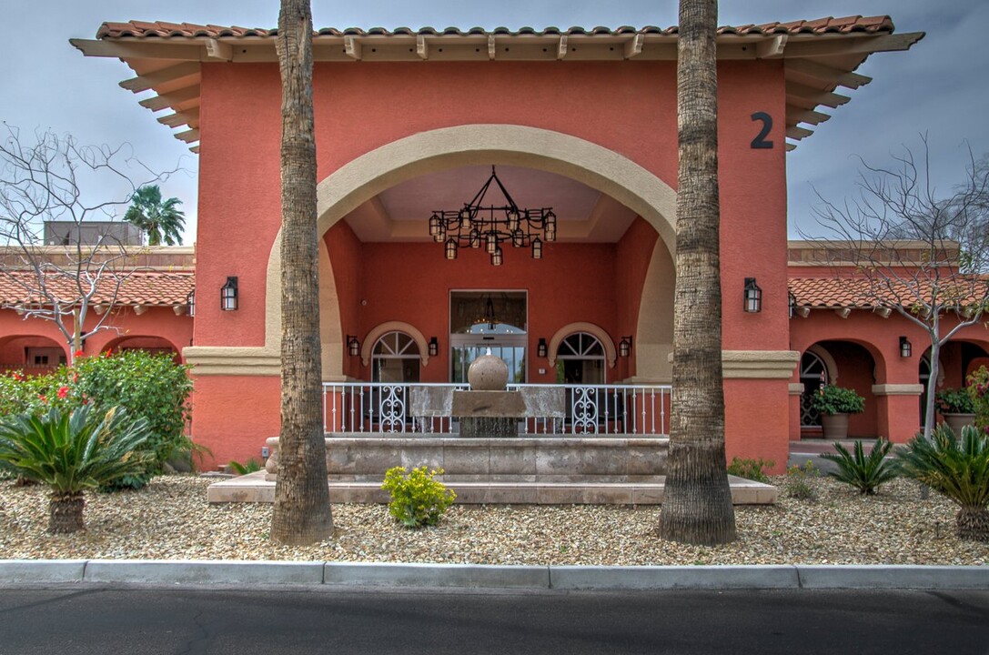 Casa del Rio in Peoria, AZ - Building Photo