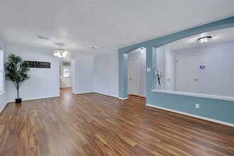 3739 Apple Hollow Ln in Humble, TX - Building Photo - Building Photo