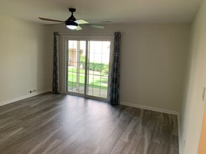 1905A Ralston Dr, Unit 1905A in Mount Laurel, NJ - Building Photo - Building Photo