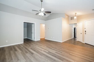 2625 Northwold Rd, Unit 354 in Columbus, OH - Building Photo - Building Photo