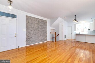 11622 Cavalier Landing Ct in Fairfax, VA - Building Photo - Building Photo