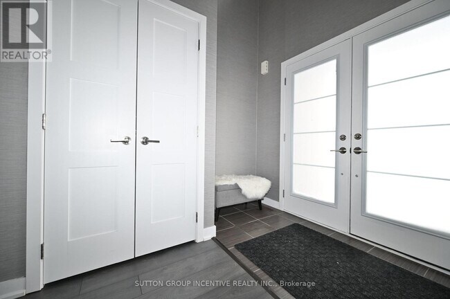 19 Mabern St in Barrie, ON - Building Photo - Building Photo