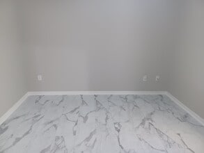 2250 Candlewood Ln E in New Smyrna Beach, FL - Building Photo - Building Photo