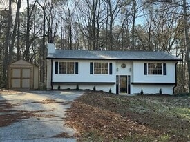 2794 Nathan Ct SW in Lilburn, GA - Building Photo