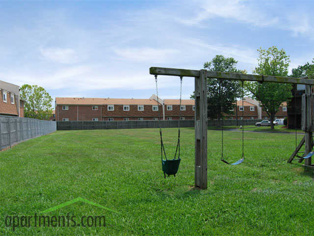 Mariner Park in Newport News, VA - Building Photo - Building Photo