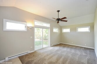 824 E Rockland Rd in Libertyville, IL - Building Photo - Building Photo