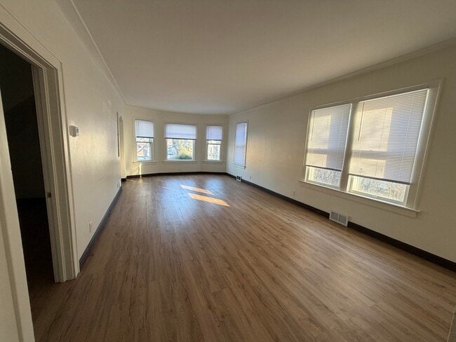 6614 5th Ave in Kenosha, WI - Building Photo - Building Photo