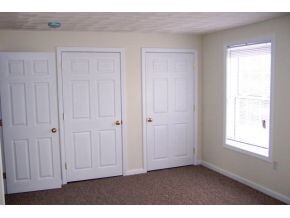 5 Dakota Dr in Fremont, NH - Building Photo - Building Photo