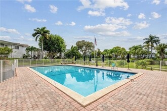 1025 SE 15th St in Fort Lauderdale, FL - Building Photo - Building Photo