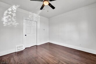 1451 Franklin St in Hillside, NJ - Foto de edificio - Building Photo