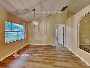 2486 W Moonlight Ln in Eustis, FL - Foto de edificio - Building Photo