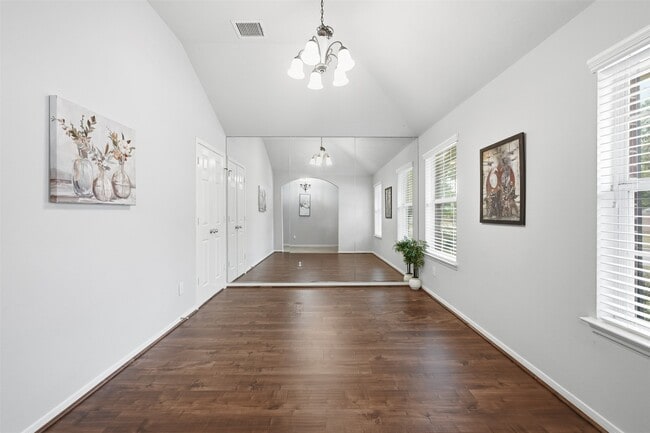 property at 2319 Falcon Knoll Ln