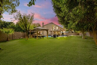 19834 N 67th Ln in Glendale, AZ - Foto de edificio - Building Photo