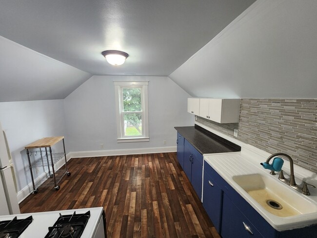 507 S Wenona St, Unit 3 in Bay City, MI - Foto de edificio - Building Photo