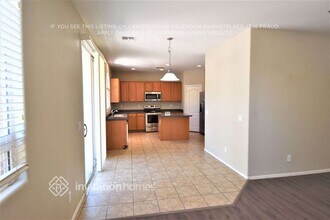 8754 W Adams St in Tolleson, AZ - Foto de edificio - Building Photo