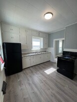 1213-14 1/2 14 1/2 St in Rock Island, IL - Building Photo