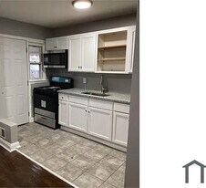 2110 Harman Ave in Baltimore, MD - Building Photo