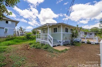 85-050 Farrington Hwy in Waianae, HI - Building Photo - Building Photo