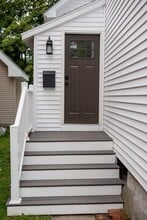 17 Granite St in Saratoga Springs, NY - Building Photo - Building Photo
