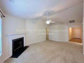 413 Sapphire Dr in Durham, NC - Building Photo - Building Photo