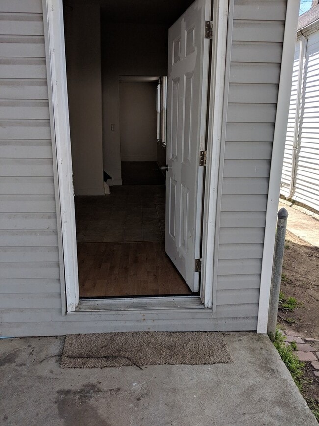 property at 1033 Euclid Ave