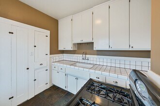 2728 T St in Sacramento, CA - Building Photo - Building Photo