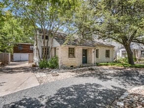 2304 Longview St in Austin, TX - Building Photo - Building Photo