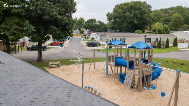 601 Landrey Dr in Vincennes, IN - Building Photo - Building Photo