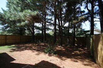 1225 N Sicily Ln in Fayetteville, AR - Building Photo - Building Photo