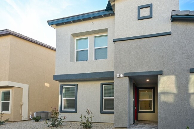 9922 Florence Hills St in Enterprise, NV - Building Photo - Building Photo