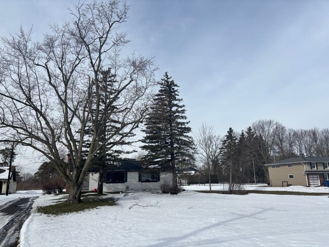 property at 190 Ayer Rd