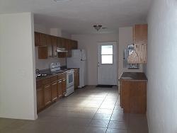 21 NW 8th St in Chiefland, FL - Foto de edificio - Building Photo