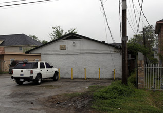 Farrell Apartments in Houston, TX - Building Photo - Building Photo