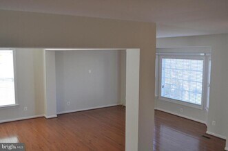 22639 Tivoli Ln in Ashburn, VA - Building Photo - Building Photo