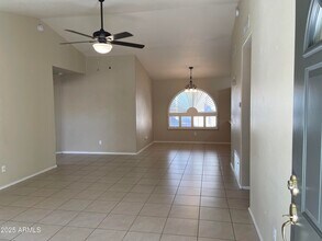 8949 W Kathleen Rd in Peoria, AZ - Building Photo - Building Photo