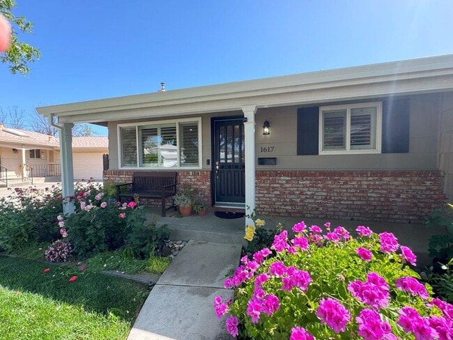 property at 1617 Carnellan Ct