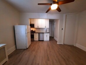 318 28th St in Union City, NJ - Building Photo - Building Photo