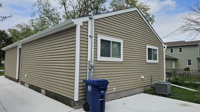 11716 Kinloch St in Redford, MI - Building Photo - Building Photo