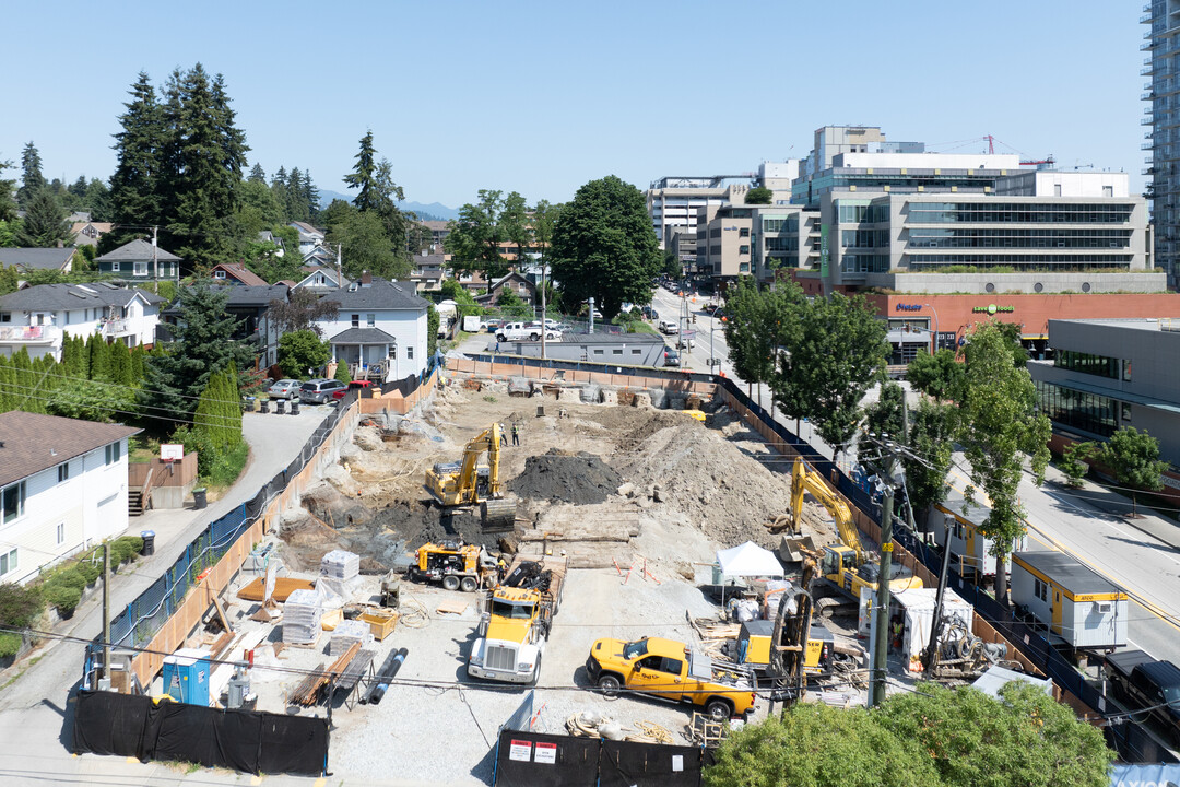 145-209 Columbia St E in New Westminster, BC - Building Photo