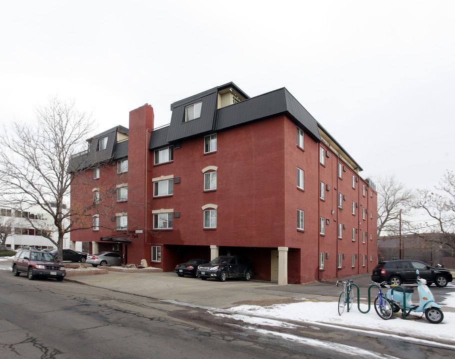 Grant Park Condos in Denver, CO - Building Photo