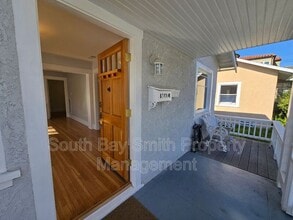 223 S Guadalupe Ave in Redondo Beach, CA - Building Photo - Building Photo