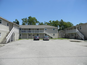 2318 Rosalee St in La Marque, TX - Building Photo - Primary Photo