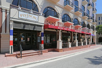 Waterfront Clematis in West Palm Beach, FL - Foto de edificio - Building Photo