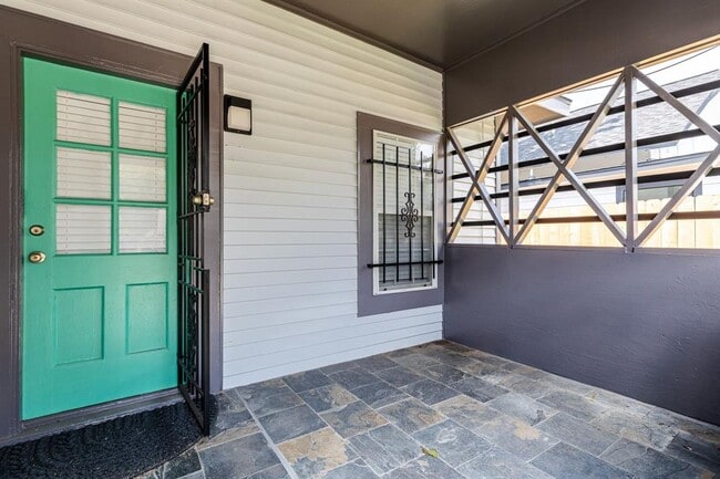 property at 2806 Holman St