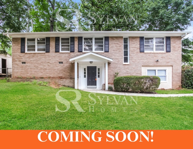 property at 934 Mohegan Trail