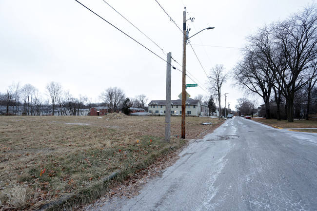 400 S 4th St in Ames, IA - Building Photo - Building Photo